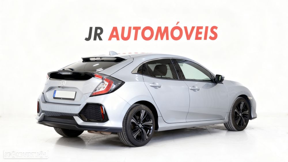 Honda Civic 1.0 i-VTEC Executive Premium CVT - 3
