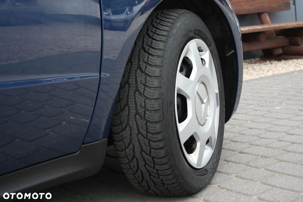 Mercedes-Benz Klasa A 180 BlueEFFICIENCY Elegance - 16