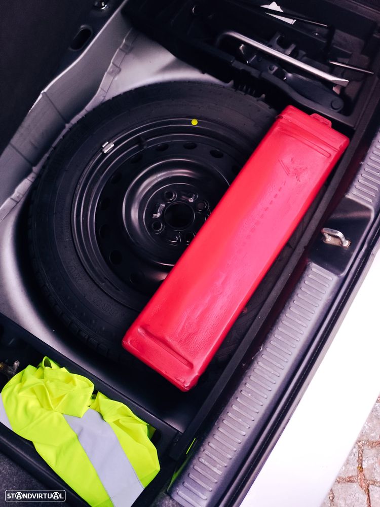 Toyota Corolla 2.0 D-4D Sol - 11