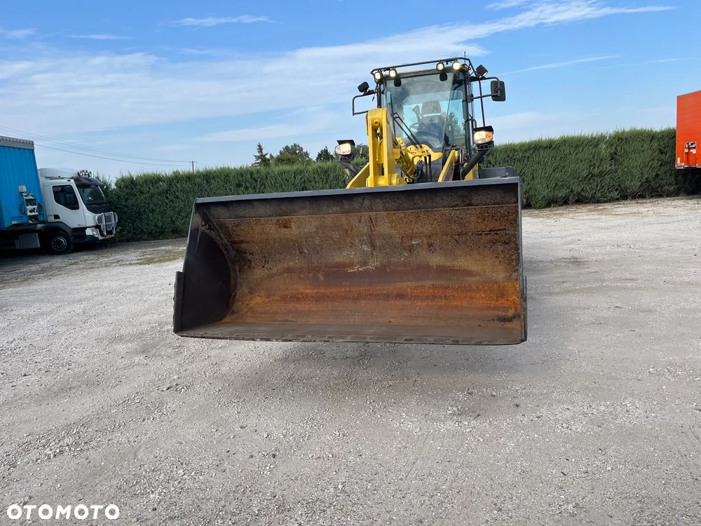 Komatsu WA270 z wagą  * Stan idealny - 12