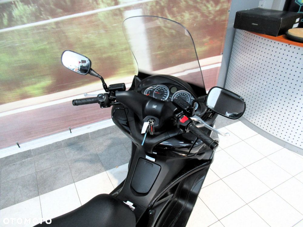 Honda SW-T400 - 9