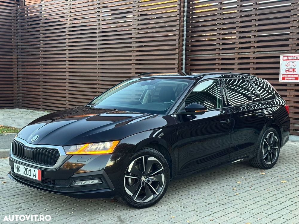 Skoda Octavia Combi 2.0 TDI Sportline - 2