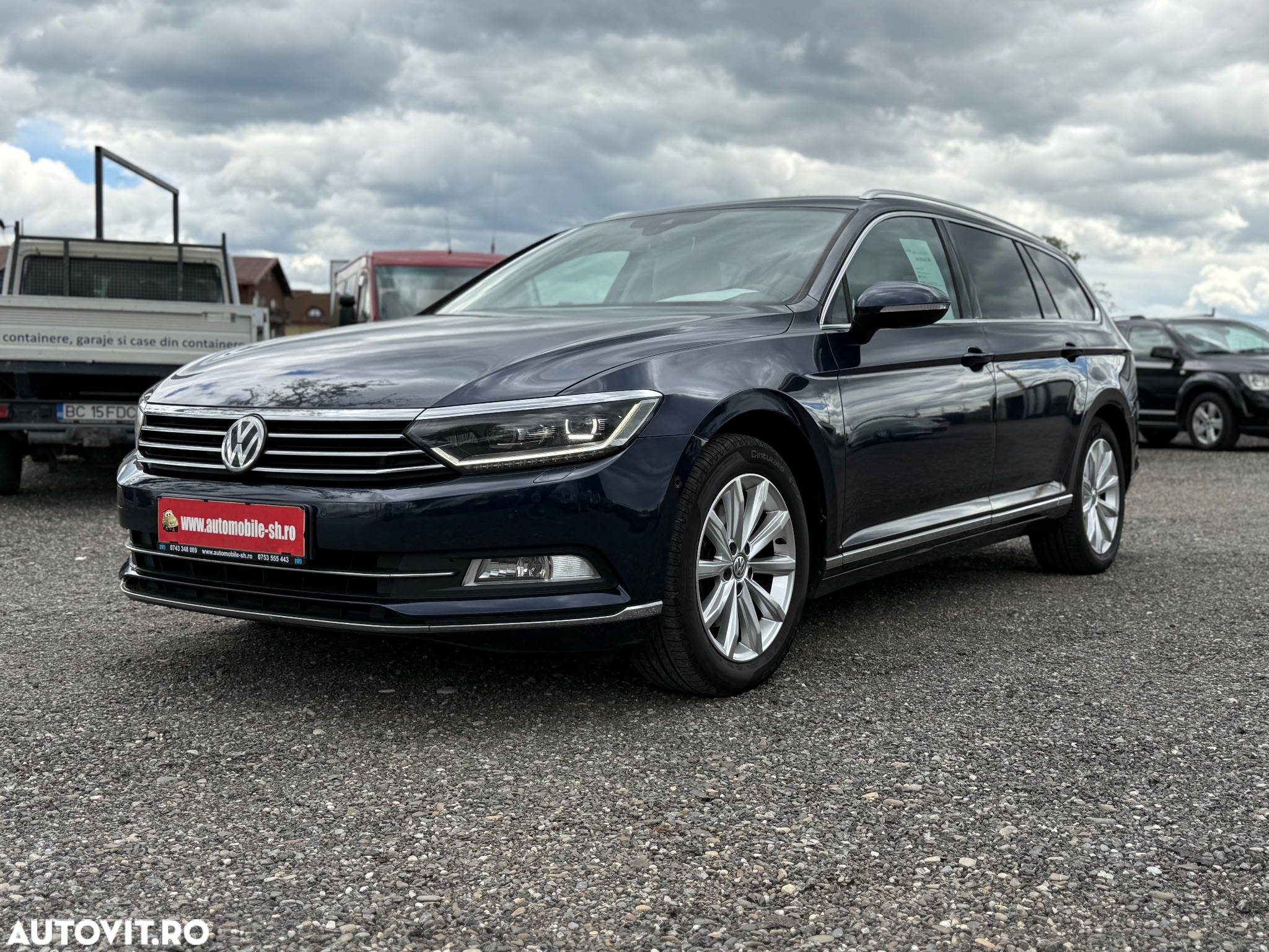 Volkswagen Passat Variant 2.0 TDI SCR DSG Highline - 2