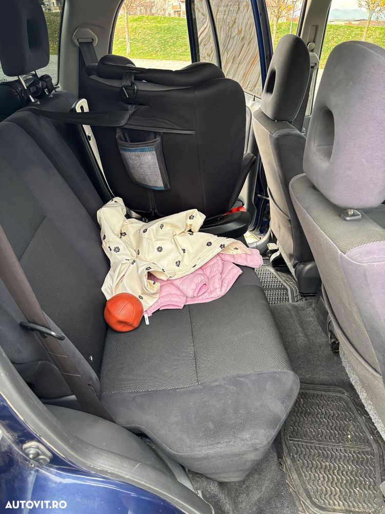 Suzuki Grand Vitara 2.0i - 40