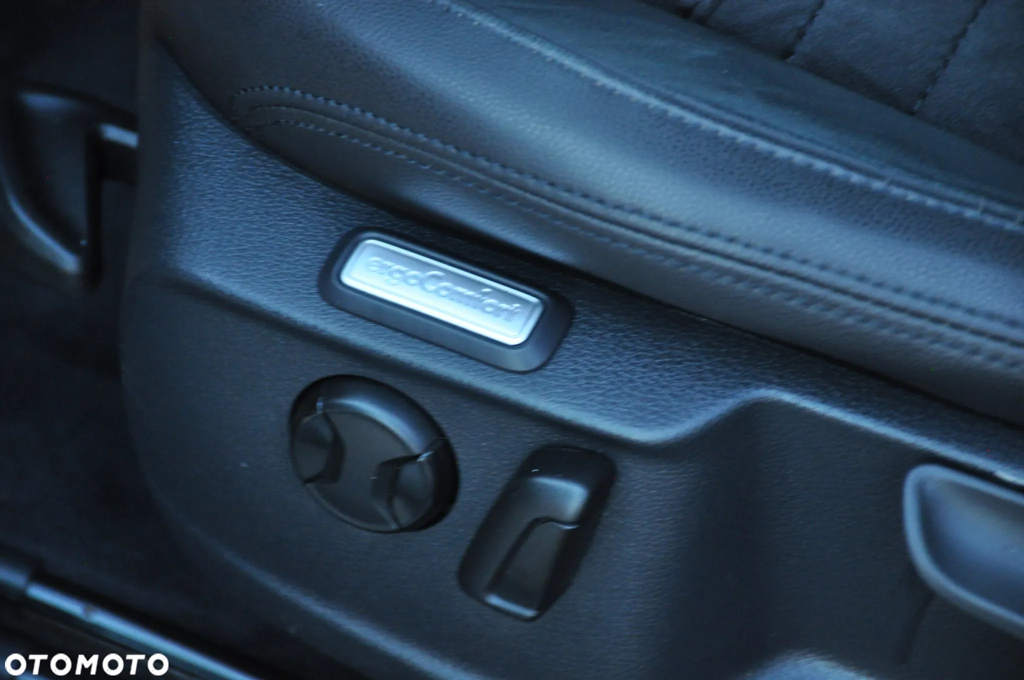 Volkswagen Passat - 27