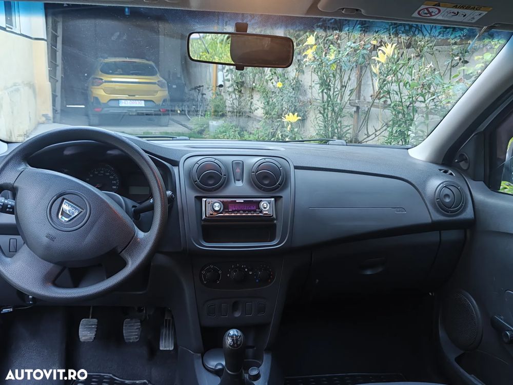 Dacia Sandero 1.2 75CP Acces - 4