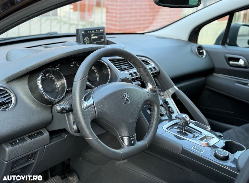 Peugeot 3008 HYbrid4 2.0 HDI FAP ETG + Electric - 5