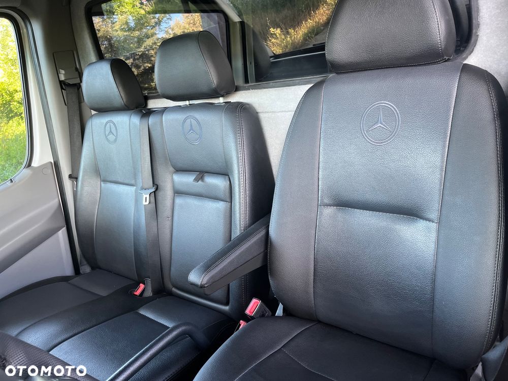 Mercedes-Benz Sprinter - 40