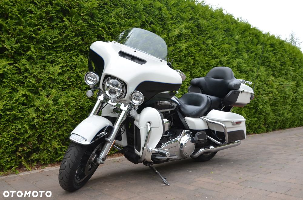 Harley-Davidson FLHTCU Ultra - 3