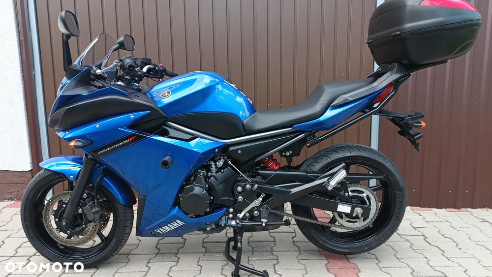 Yamaha XJ - 19