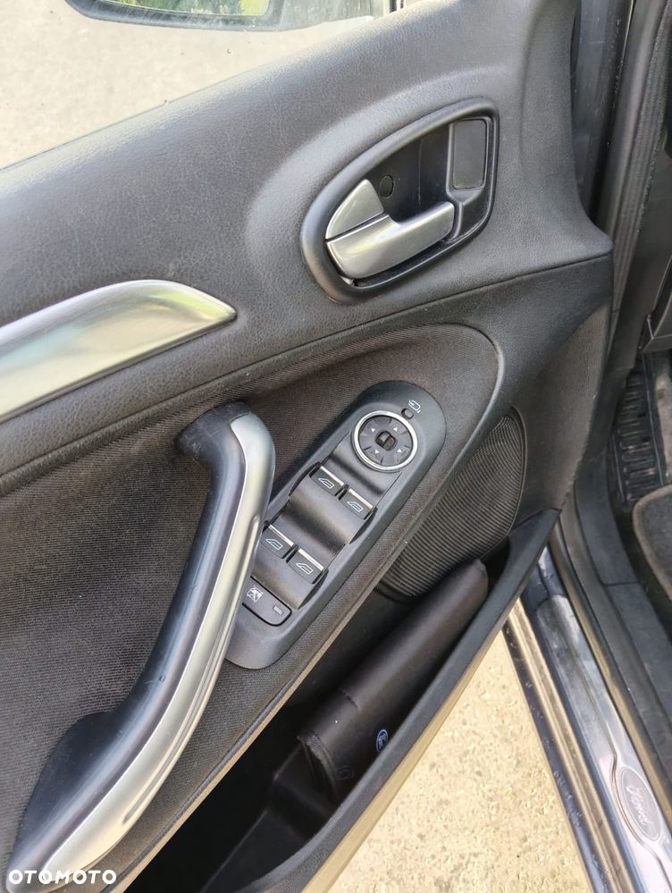 Ford S-Max 2.0 TDCi Titanium - 10