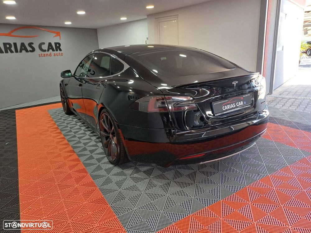 Tesla Model S P85D - 6