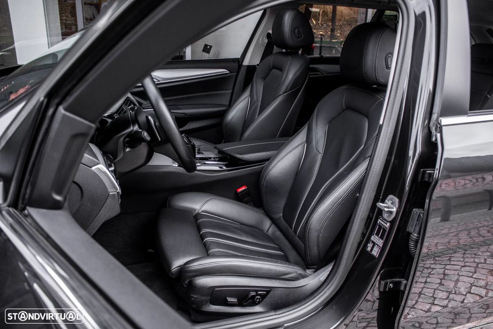 BMW 520 d Line Luxury Auto - 30