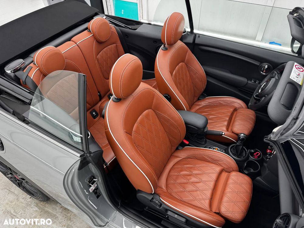 Mini Cooper John Works Trim - 5