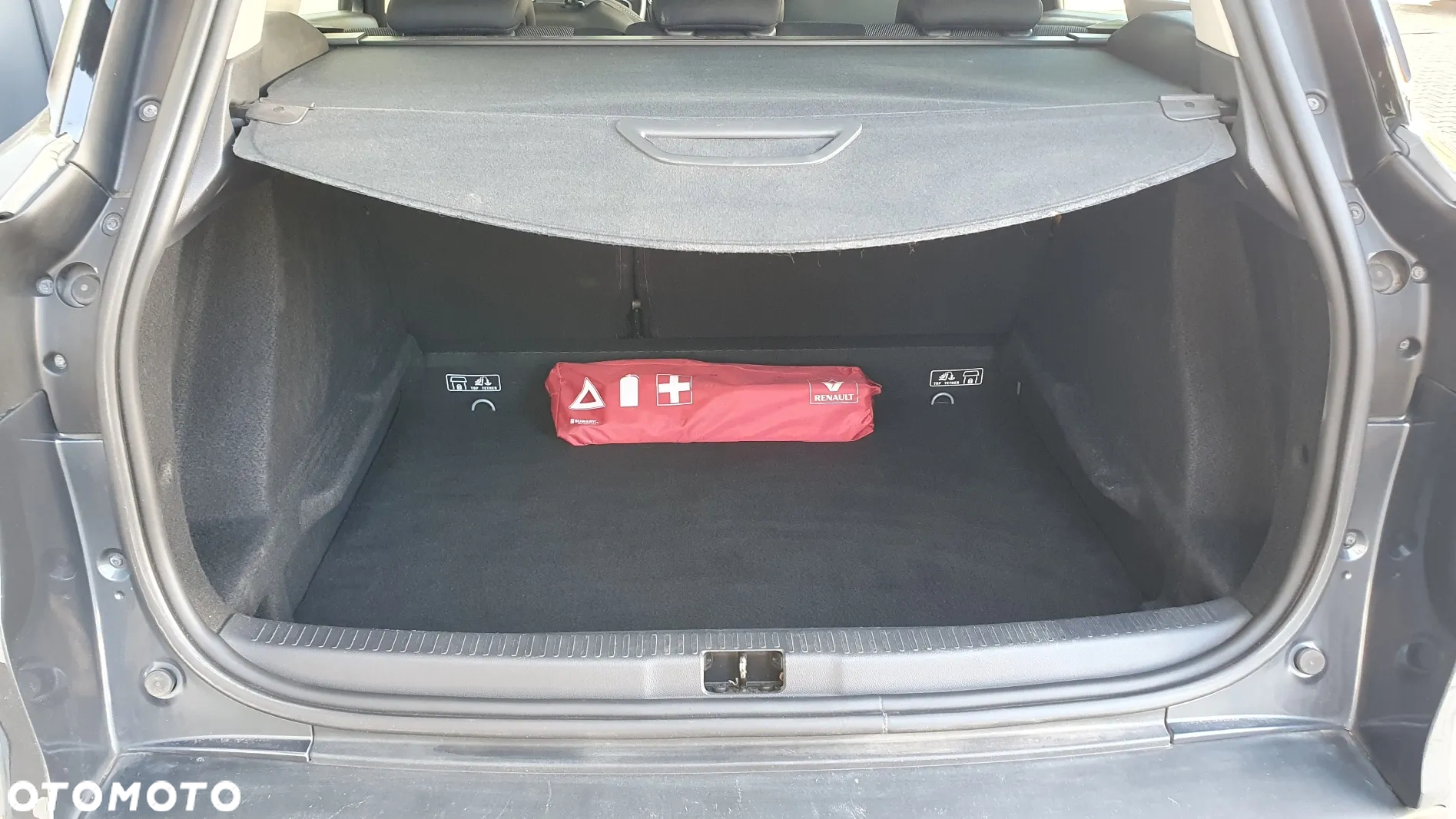 Renault Clio - 23