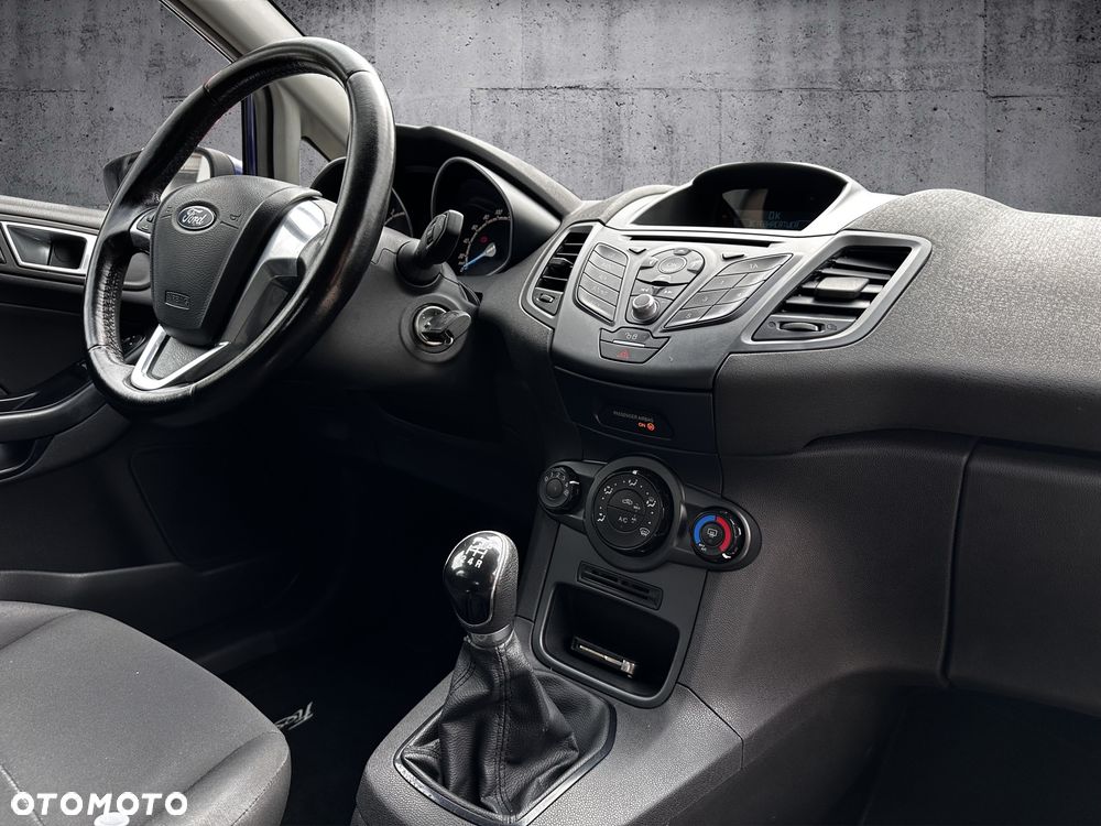 Ford Fiesta 1.25 Platinium X - 12