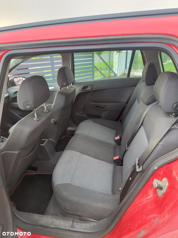 Opel Astra 1.9 CDTI - 5