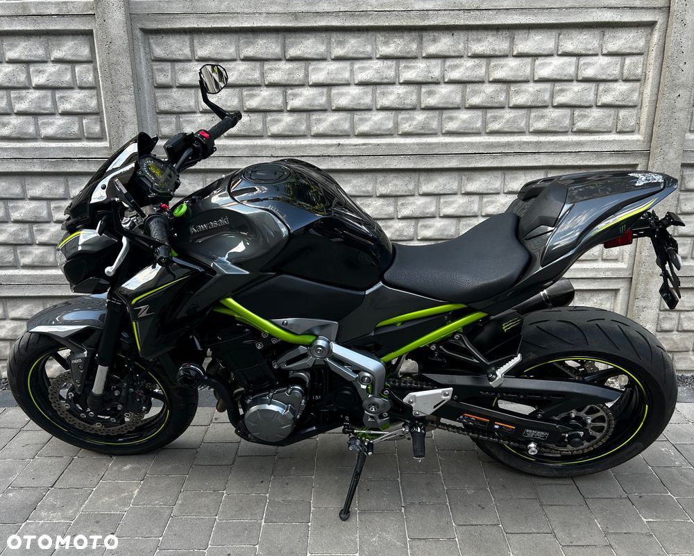 Kawasaki Z 900 - 21