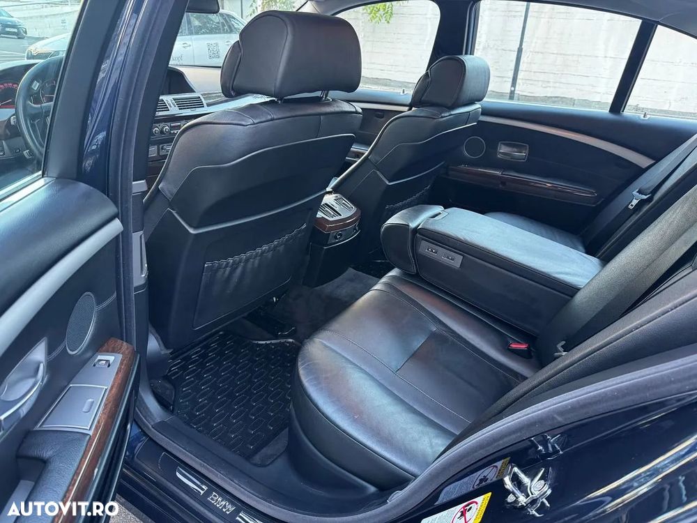 BMW Seria 7 730d A - 19