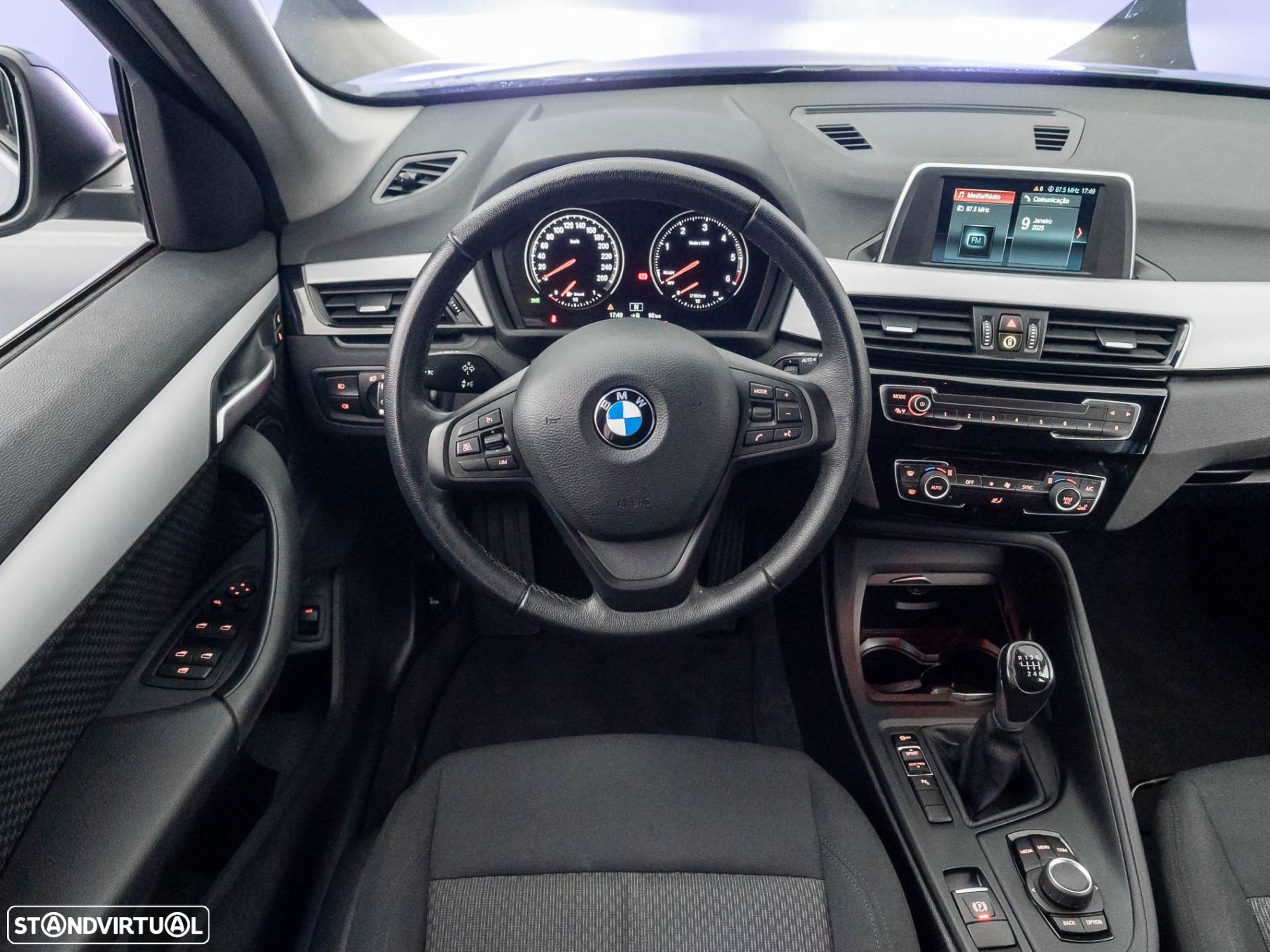 BMW X1 16 d sDrive - 17