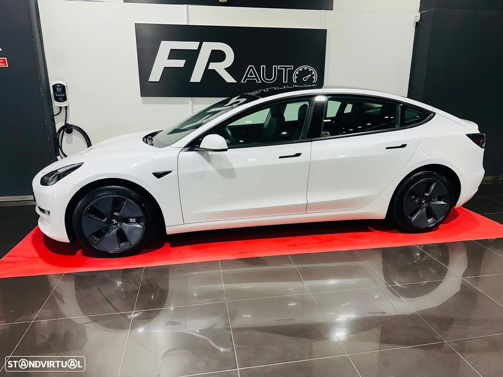 Tesla Model 3 Long-Range Dual Motor AWD - 4