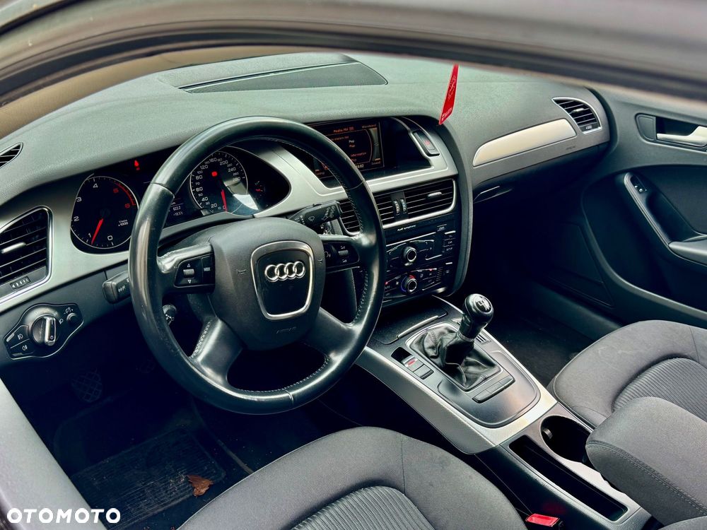 Audi A4 Avant 2.0 TDI - 4