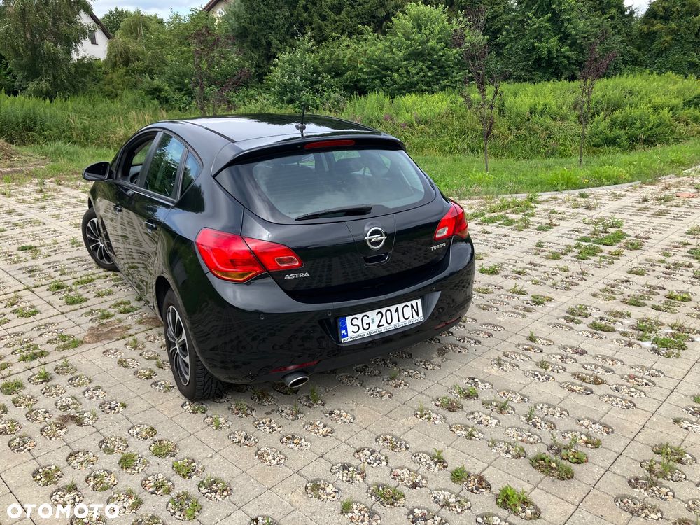Opel Astra - 4