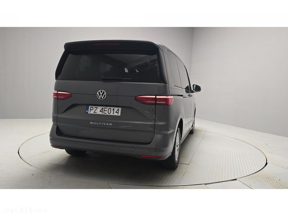 Volkswagen Multivan - 5