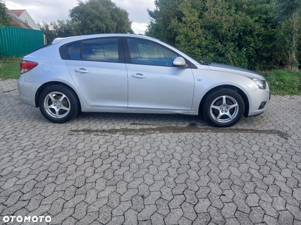 Chevrolet Cruze 1.8 LS (klm) - 2