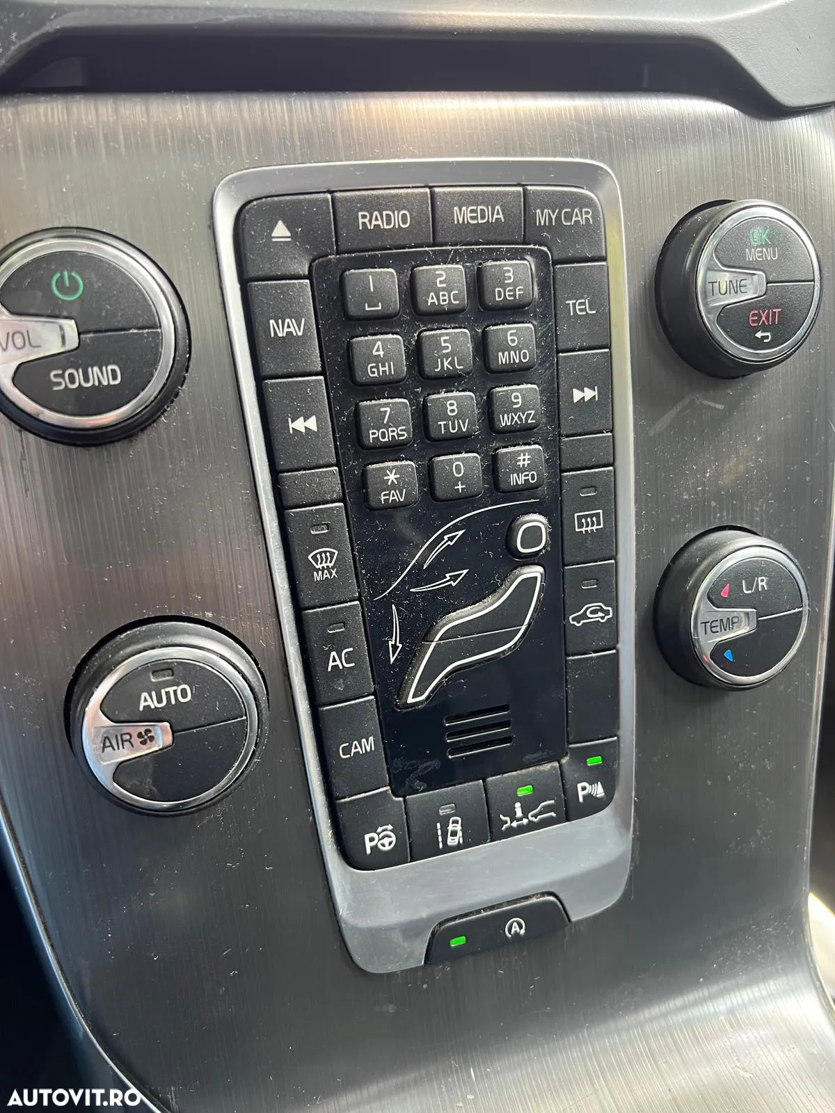 Volvo V40 D2 ECO Momentum - 24