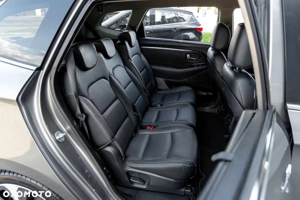 Kia Carens 1.7 CRDi 136 Dream Team Edition - 18