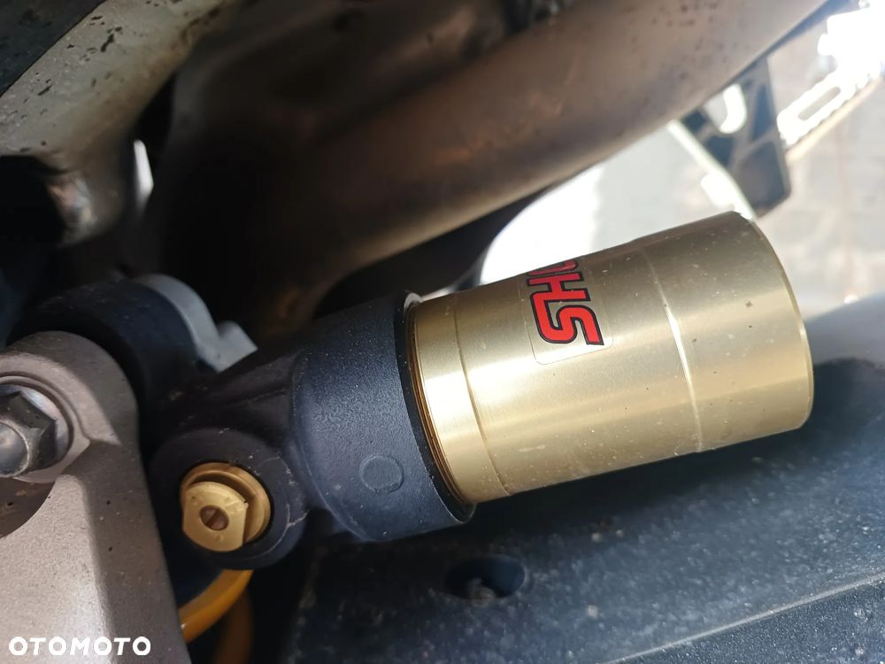 Honda CBR - 16