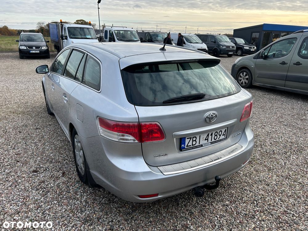 Toyota Avensis 1.6 Edition - 9