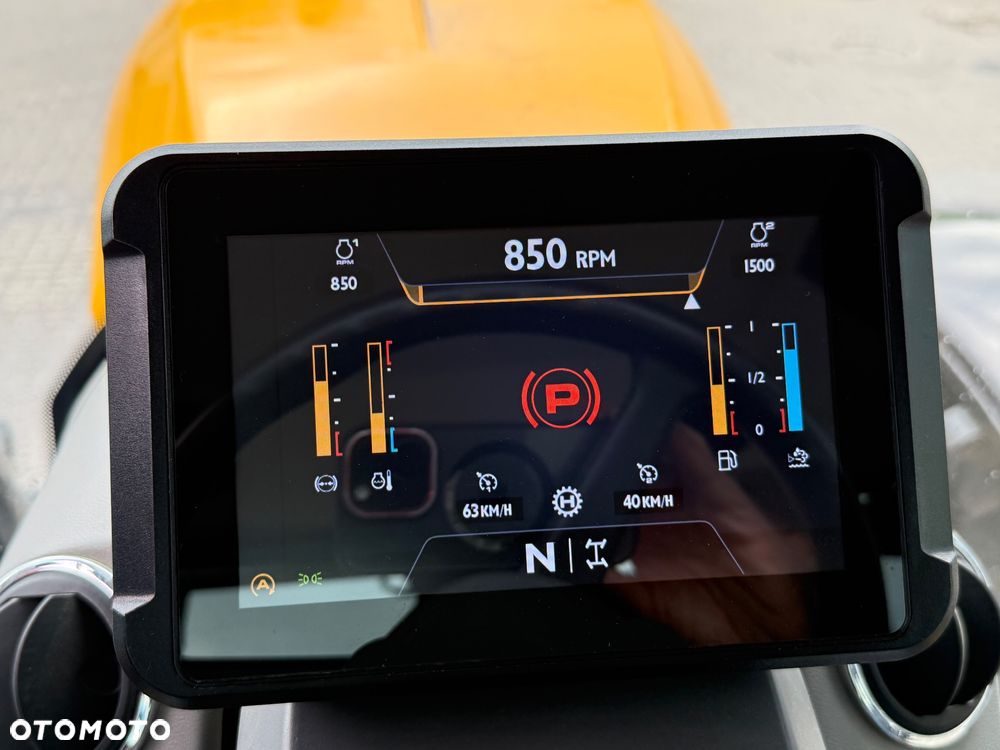 JCB FASTRAC 4220 iCON - 6