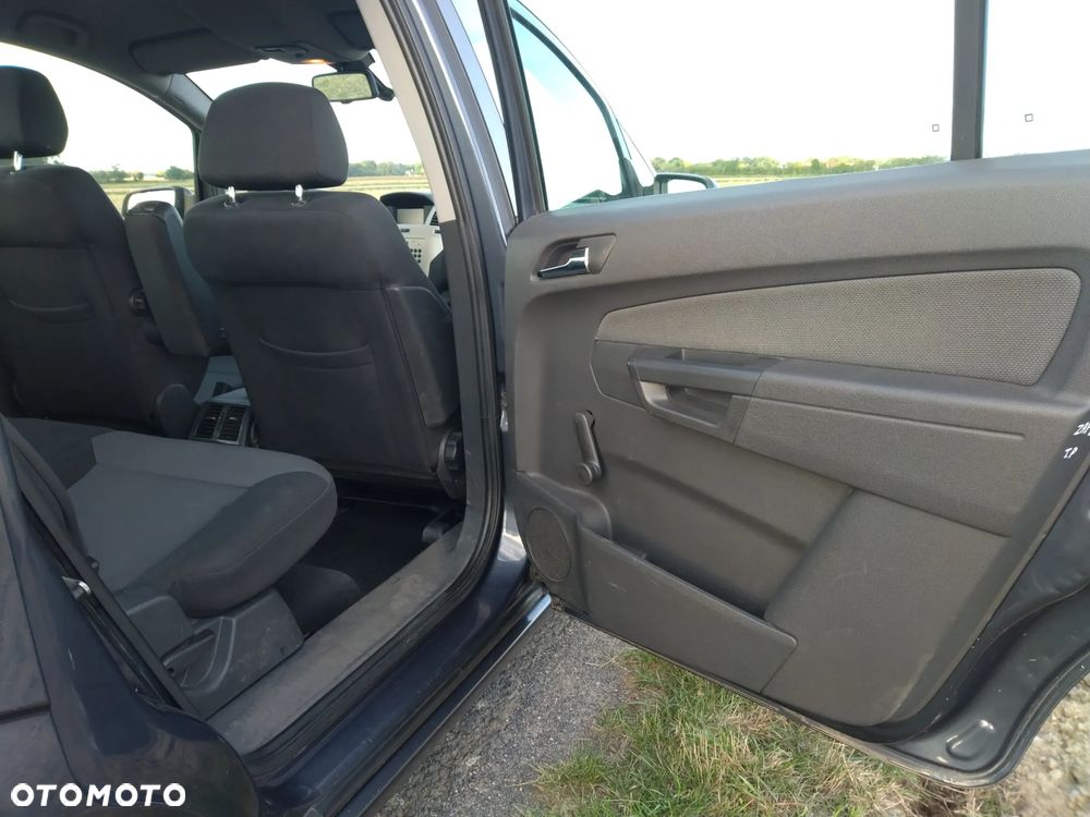Opel Zafira 1.8 - 11