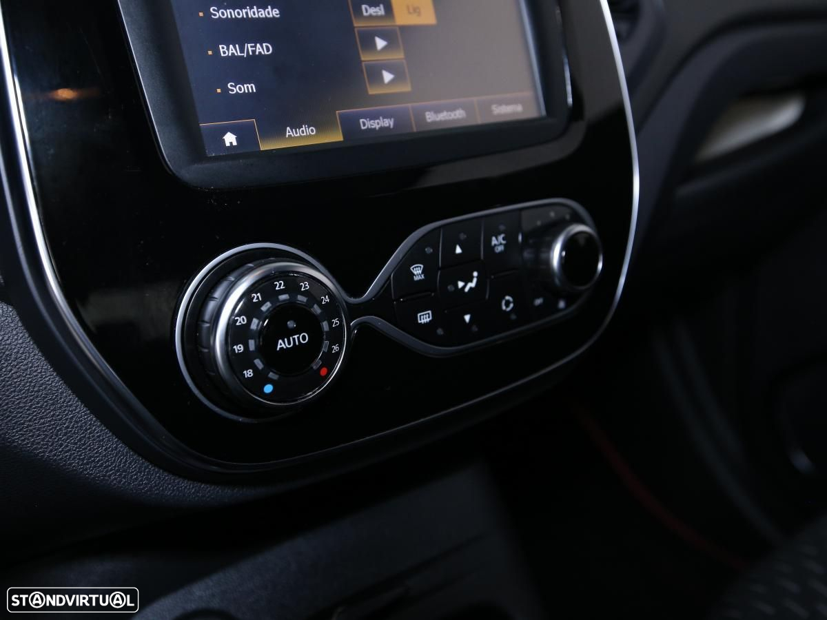 Renault Captur 1.5 dCi - 18