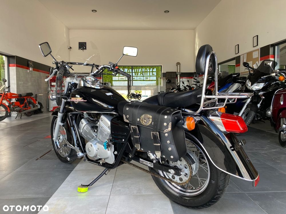 Honda Shadow - 5