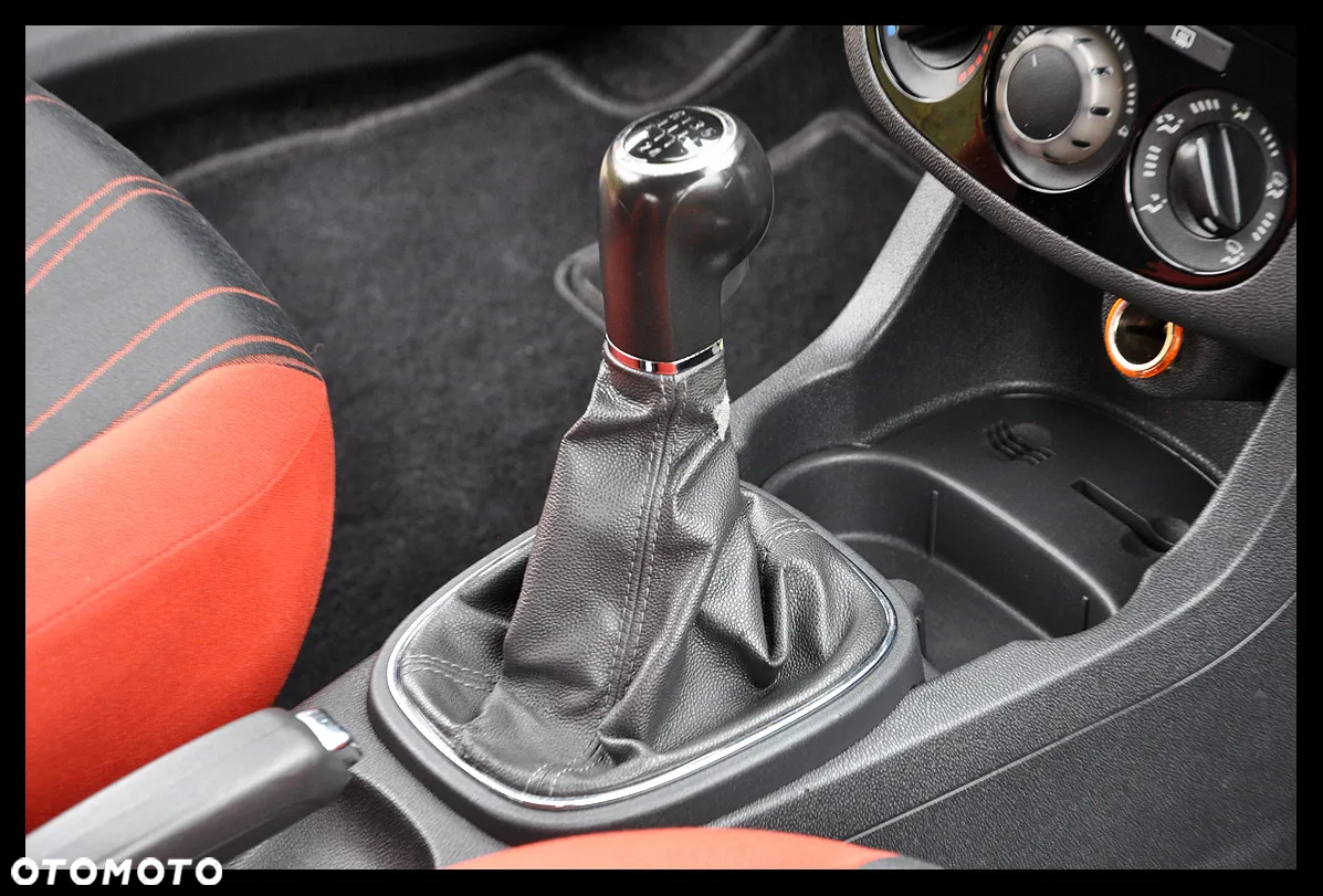 Opel Corsa 1.2 16V 111 - 31
