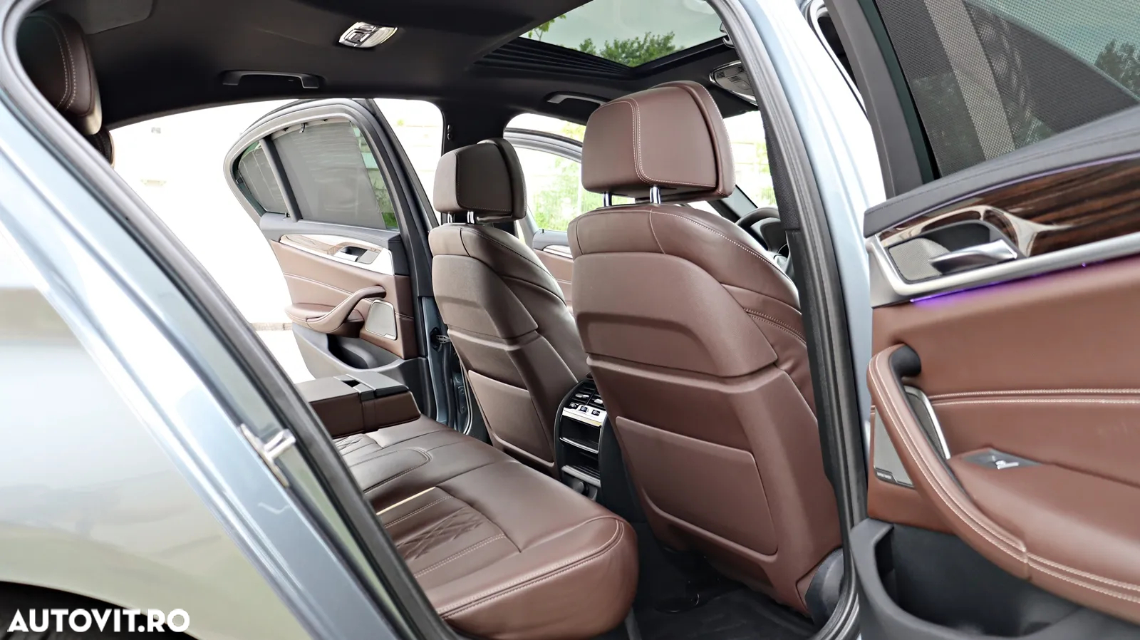 BMW Seria 5 530i AT - 15