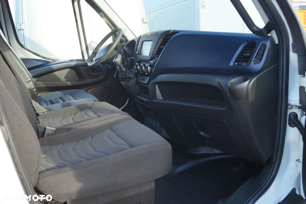 Iveco Daily - 25