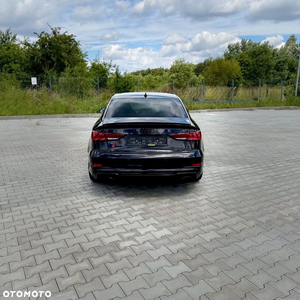 Audi RS3 Sportback - 4
