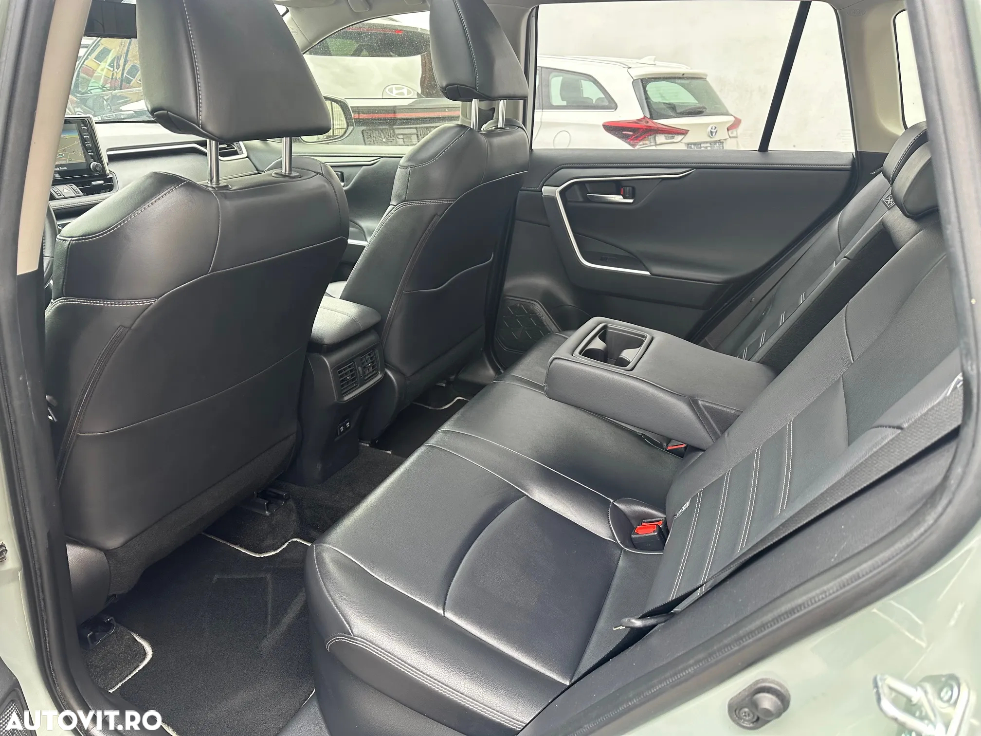 Toyota RAV4 2.5 Hybrid VVT-iE 4x4 Luxury - 20