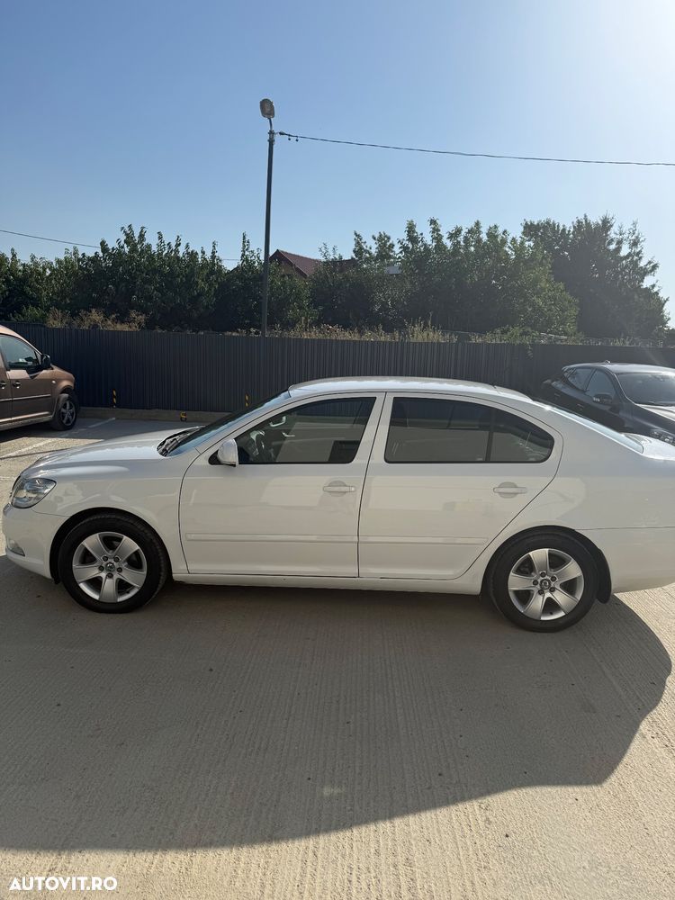 Skoda Octavia 1.4 TSI Classic DSG - 4