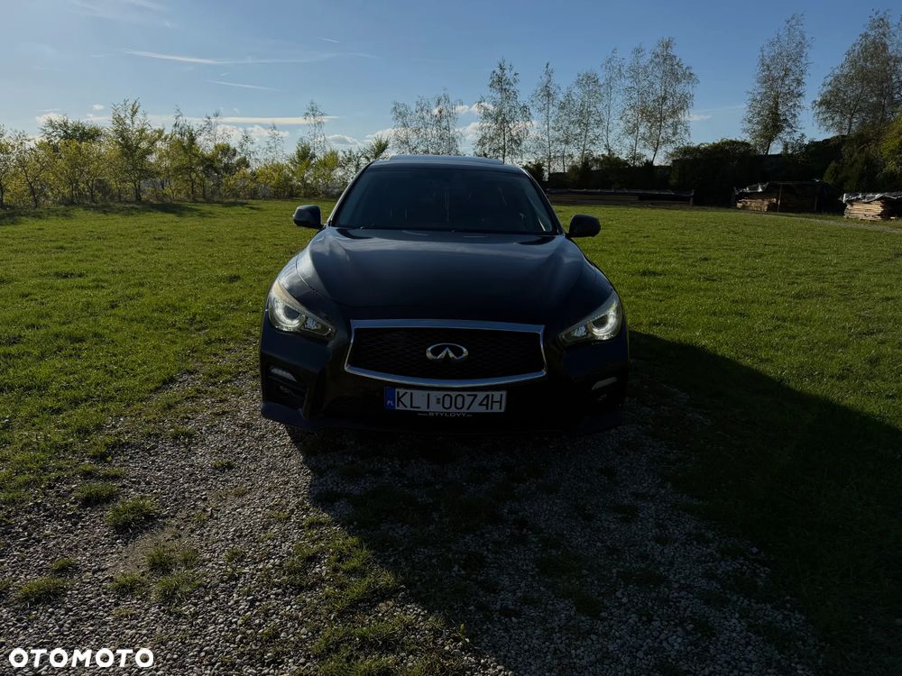 Infiniti Q50 - 2
