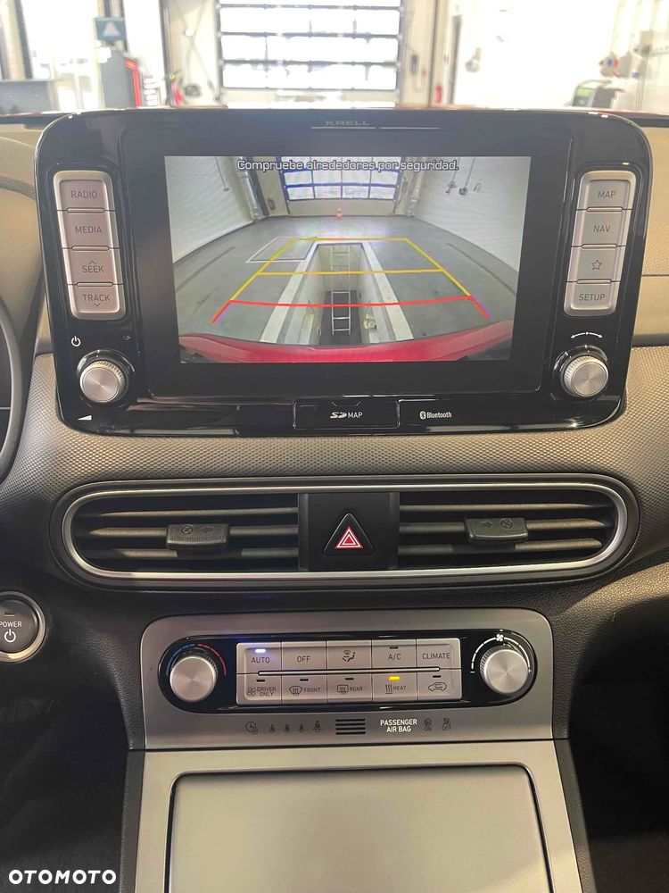 Hyundai Kona 39kWh Executive - 23