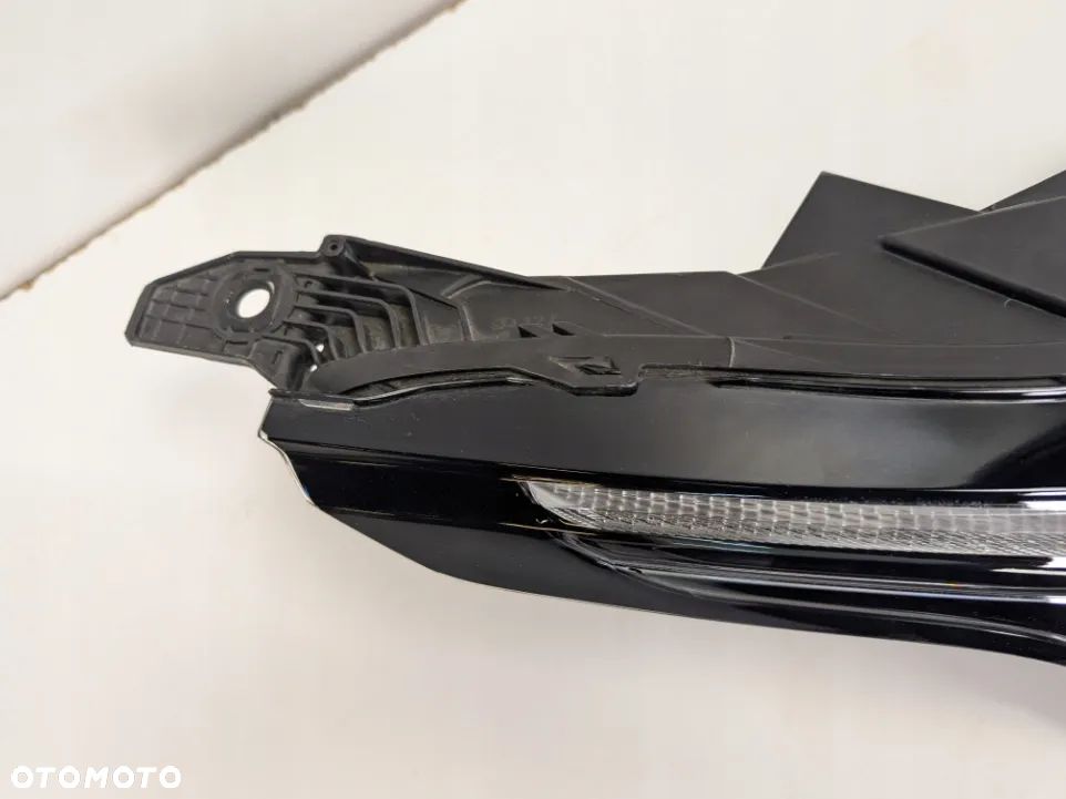 Komplet lamp przednich Range Rover Velar L560 High LR116463 LR116455 - 14