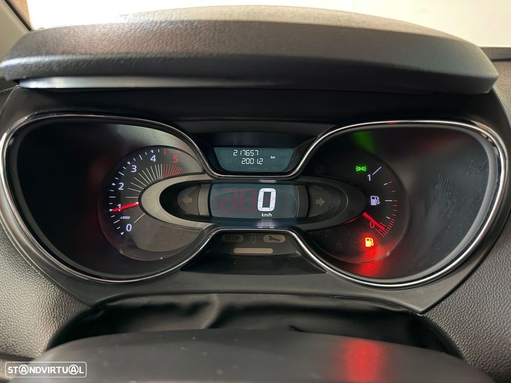 Renault Captur 1.5 dCi Initiale Paris - 16