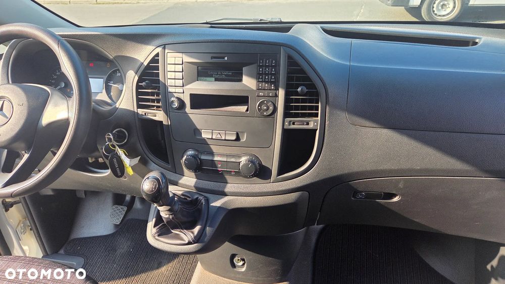 Mercedes-Benz VITO - 18