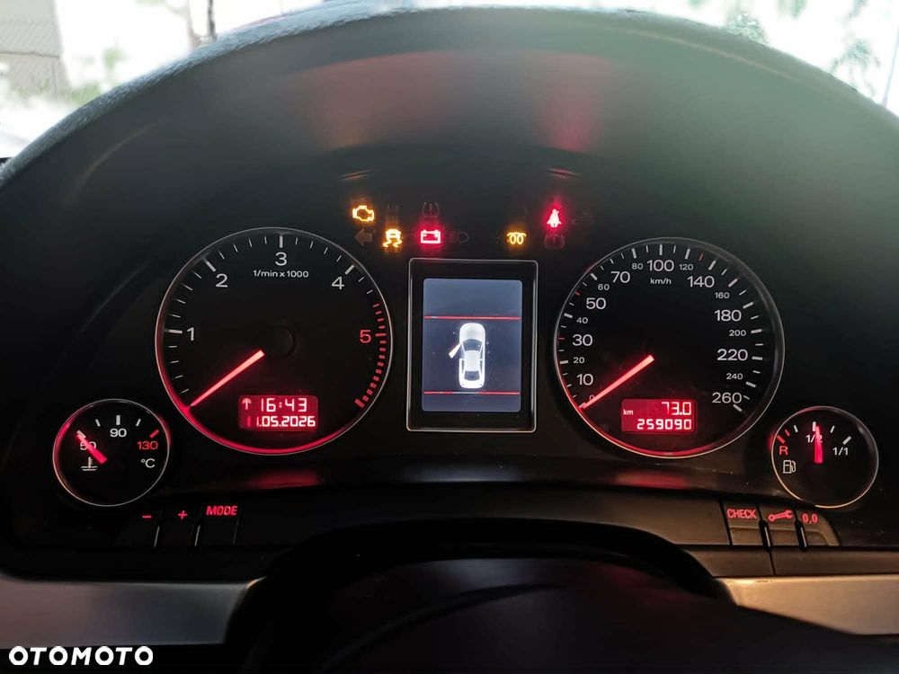 Audi A4 Avant 2.0 TDI - 13