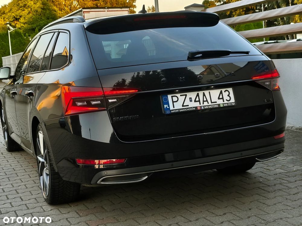 Skoda Superb 2.0 TDI 4x4 DSG Sportline - 10